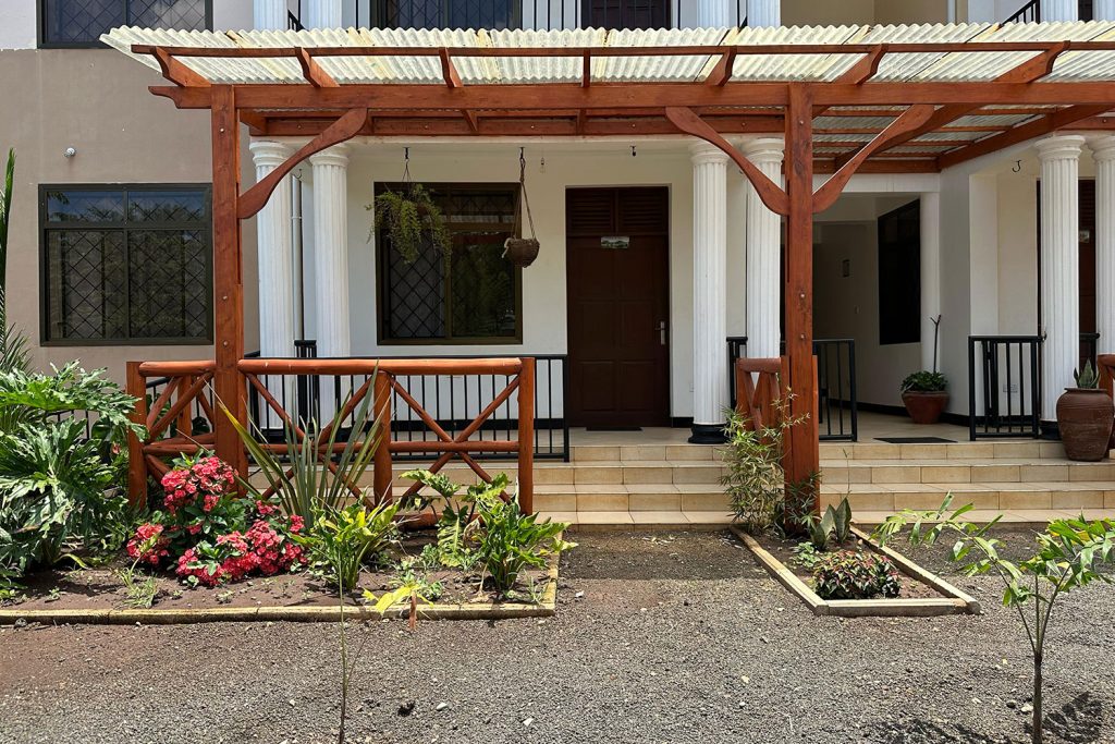 Mbugwe Lodge 3