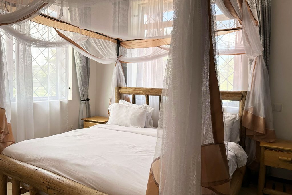 Mbugwe Lodge 6