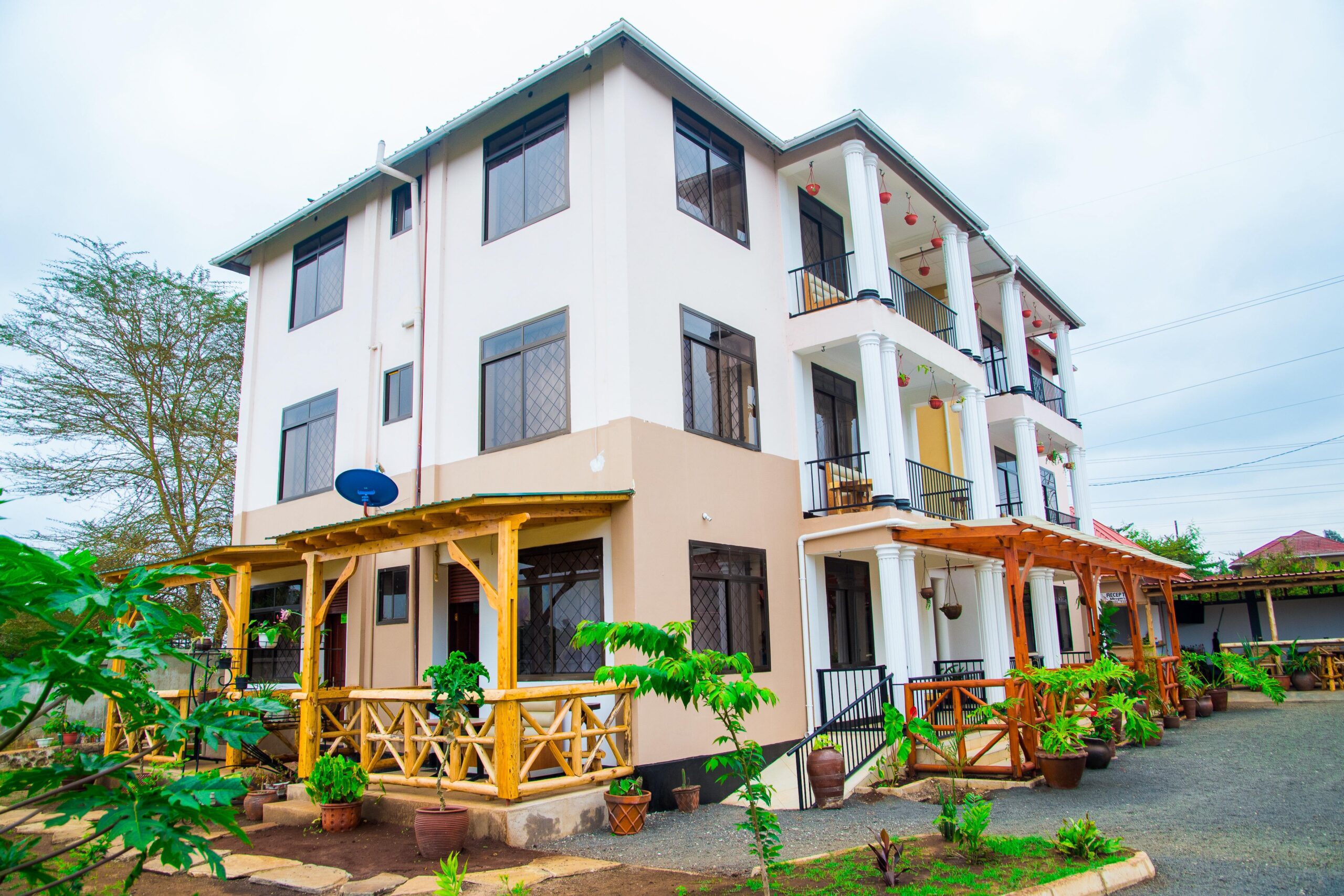 Mbugwe Lodge 9