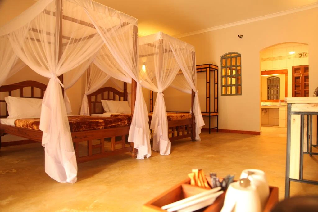 Pazuri Inn 3