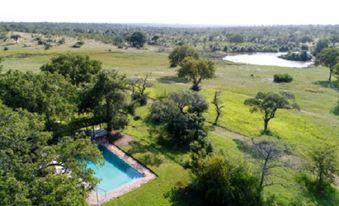 Singita Faru Faru Lodge