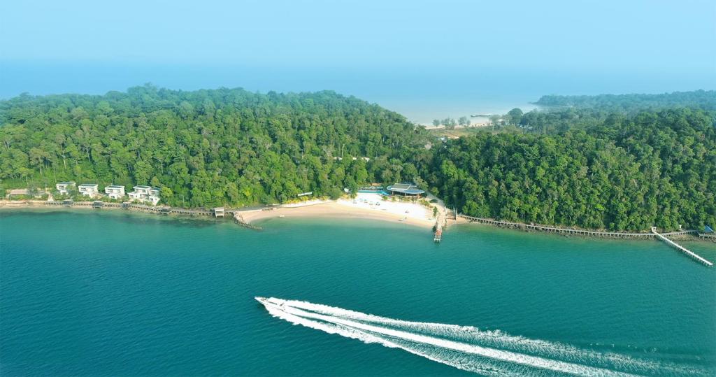Pearl Beach Resort & Spa 8