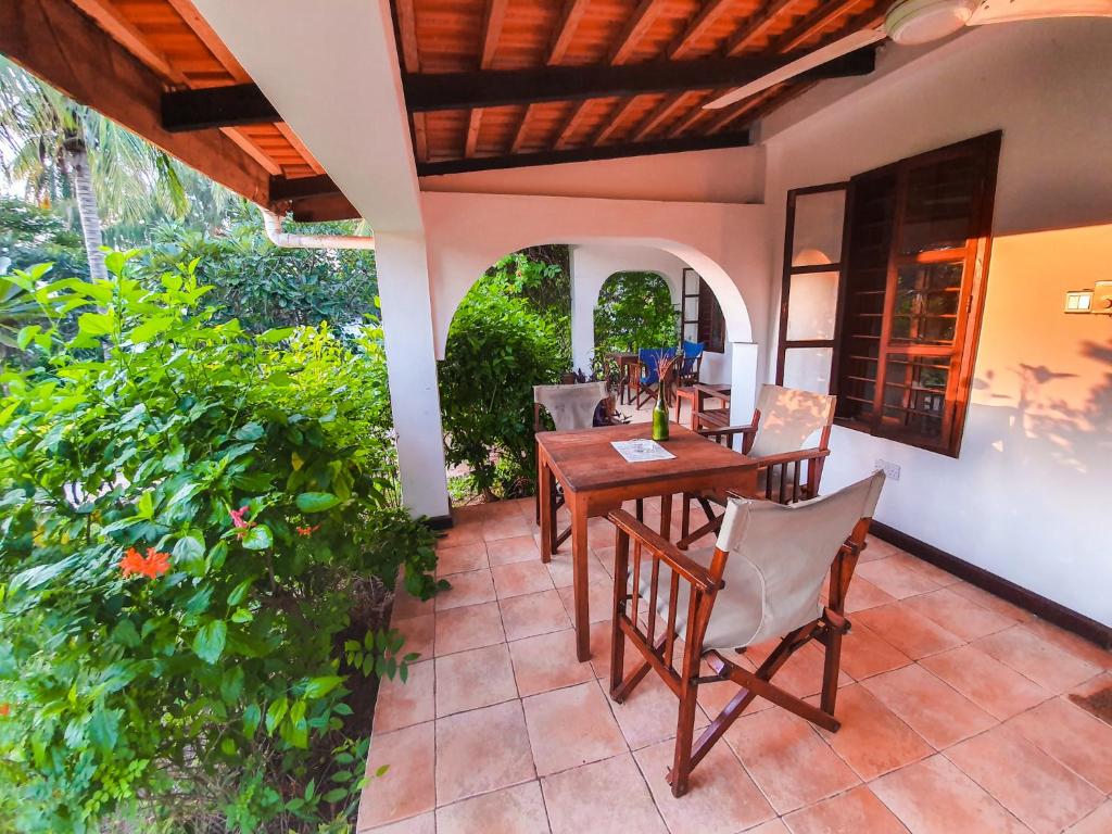 Flame Tree Cottages