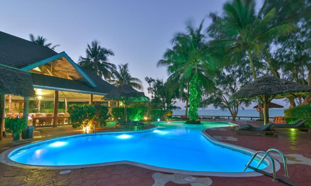 Mnarani Beach Cottages 5