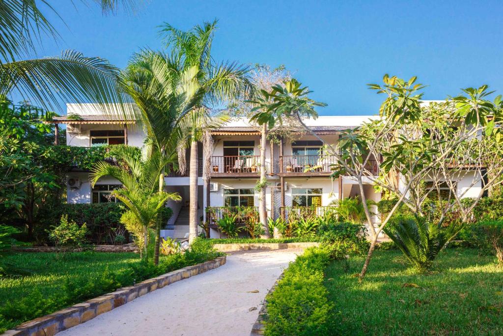 The Zanzibari Hotel 3