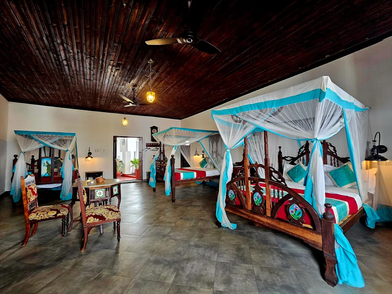 Dhow Palace Hotel 3