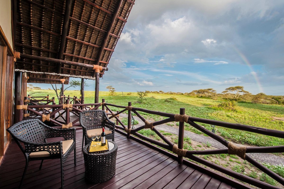 Lake Ndutu Tented Lodge