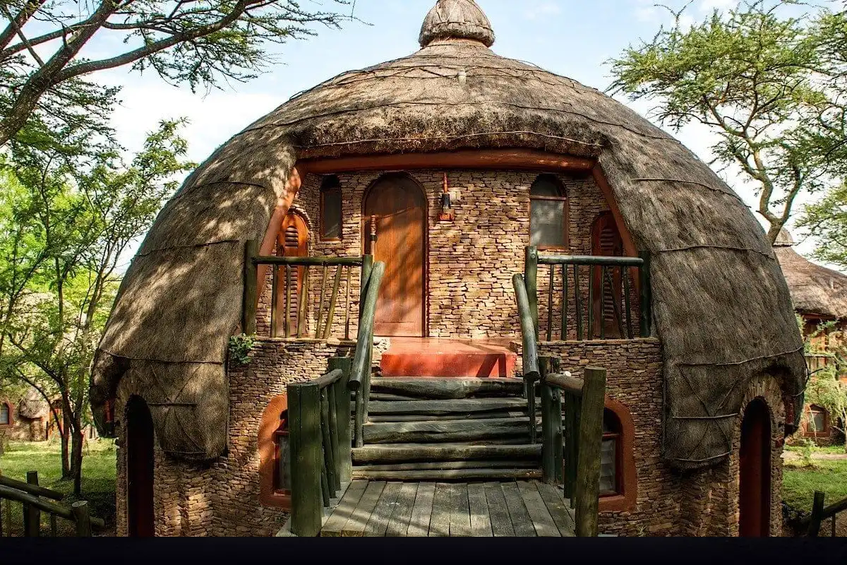 Ngorongoro Serena Safari Lodge 10